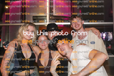 IMG_2058_J.jpg