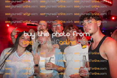 IMG_2424_J.jpg