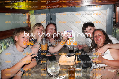 IMG_3166_J.jpg
