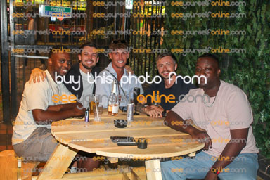 IMG_0024_S1_v1.jpg