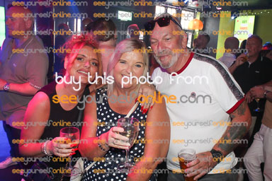 IMG_0032_S1_v2.jpg