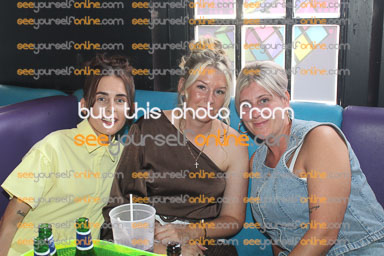 IMG_2595_J.jpg