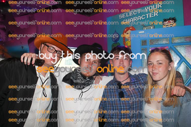 IMG_7082_J.jpg