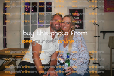 IMG_9927_J.jpg