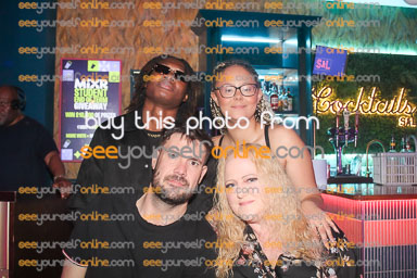 IMG_7488_J.jpg