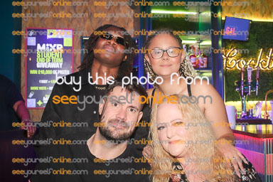 IMG_7490_J.jpg