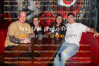 IMG_0039-2_S1.jpg