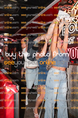 IMG_0066_S1_v1.jpg