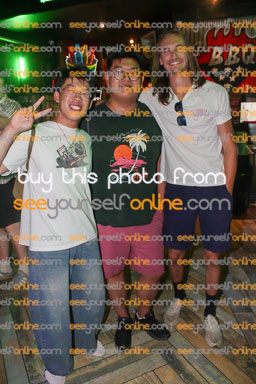 IMG_0066_S1_v2.jpg