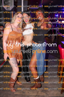 IMG_0076_S1_v1.jpg
